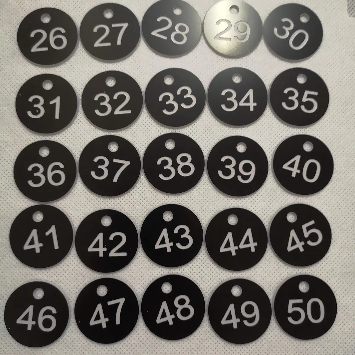 Etiquetas de plástico numeradas, para identificación, con anillas, negro