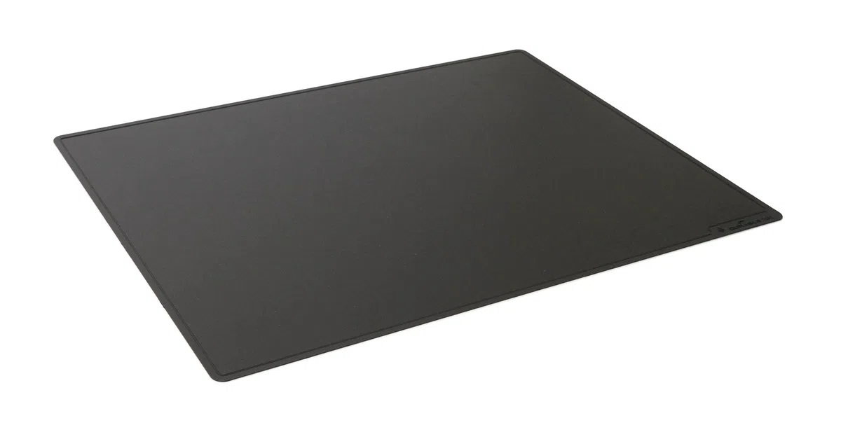 Durable Vade de escritorio con ranura decorativa, 53 x 40 cm, antideslizante, PP, Made in Germany, negro, 713201
