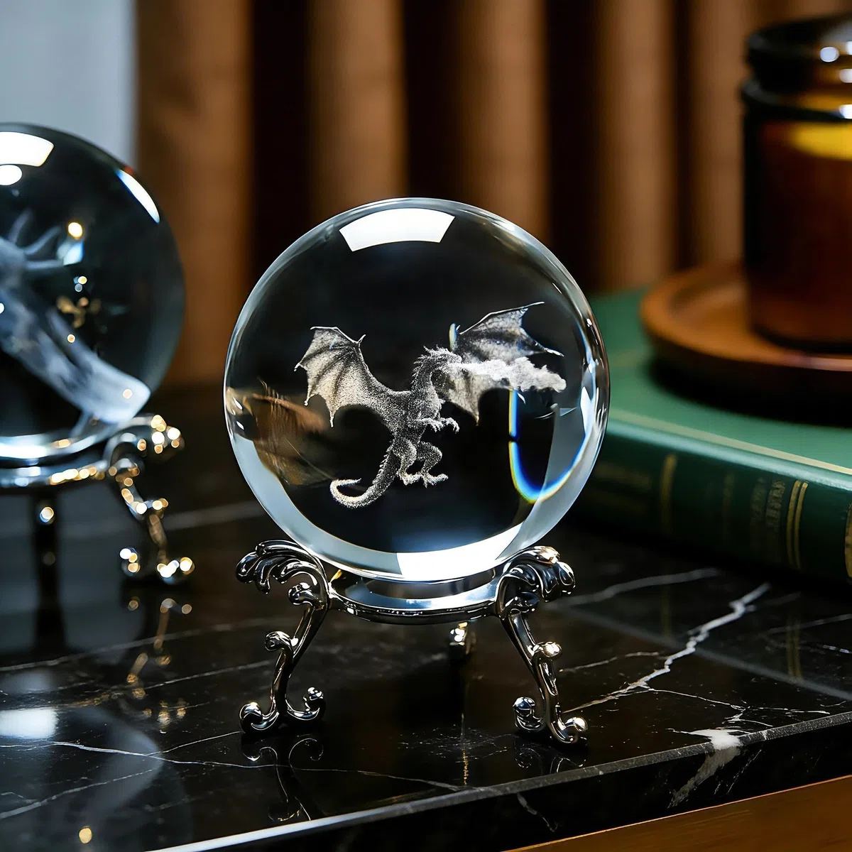 HDCRYSTALGIFTS Bola de cristal de dragón, 2.36 pulgadas (60 mm), bola decorativa de vidrio grabada con láser 3D para cumpleaños, Navidad, figuras de animales de vidrio, regalos de dragón para