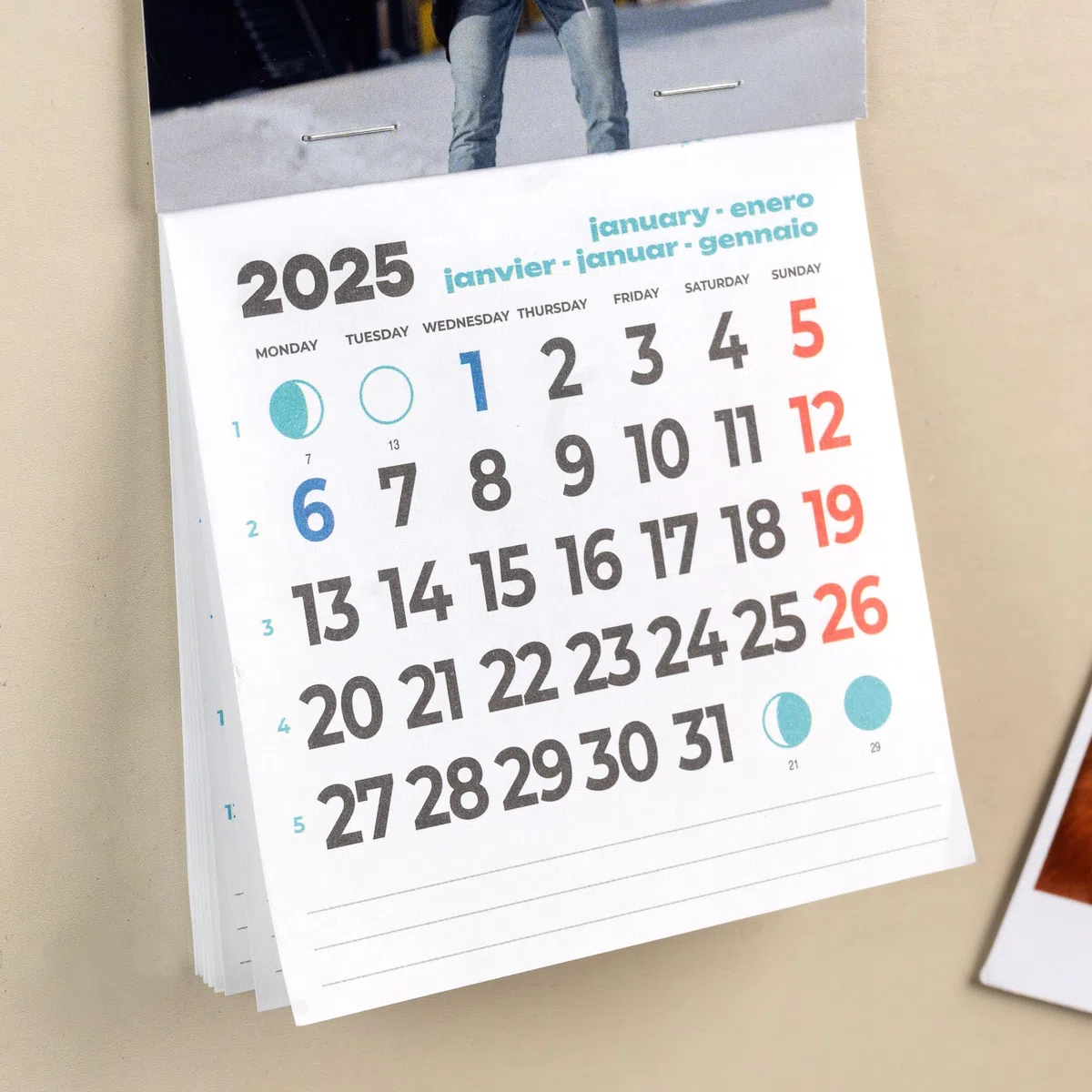 Wanapix | Calendario Nevera 2026 Personalizado | Calendario Magnetico con Fotos | Con Iman para Nevera | 10x27 cm | 100% Personalizado
