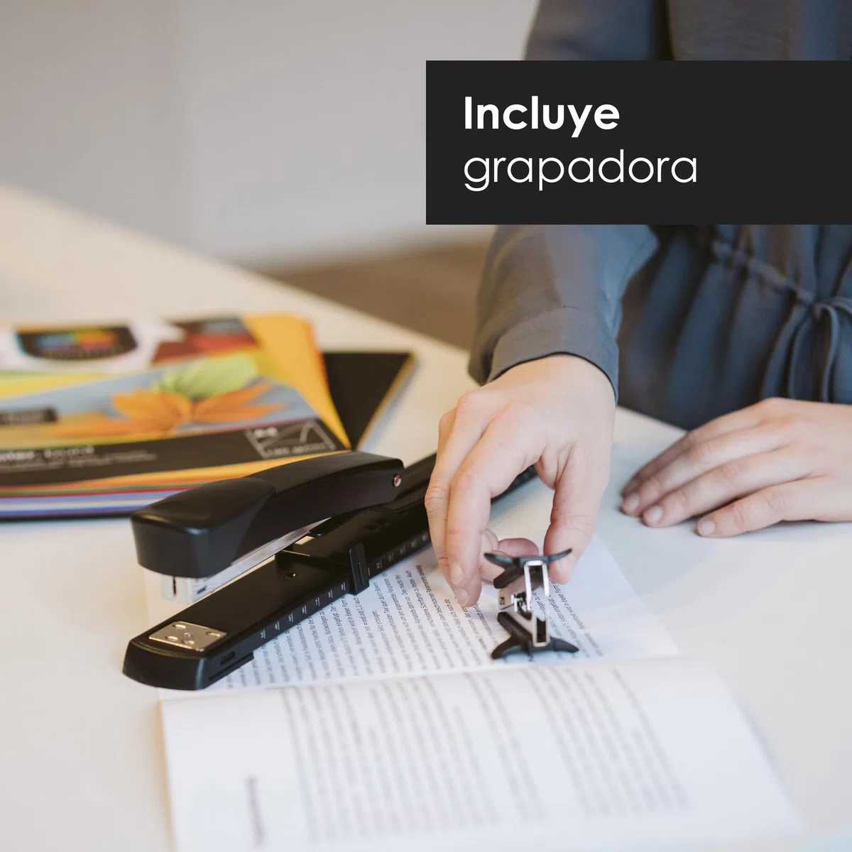 OfficeTree Grapadora Larga Rapid con Quitagrapas y 1000 Grapas - Ideal para Folletos y Papel DIN A3 - Negra con Guía