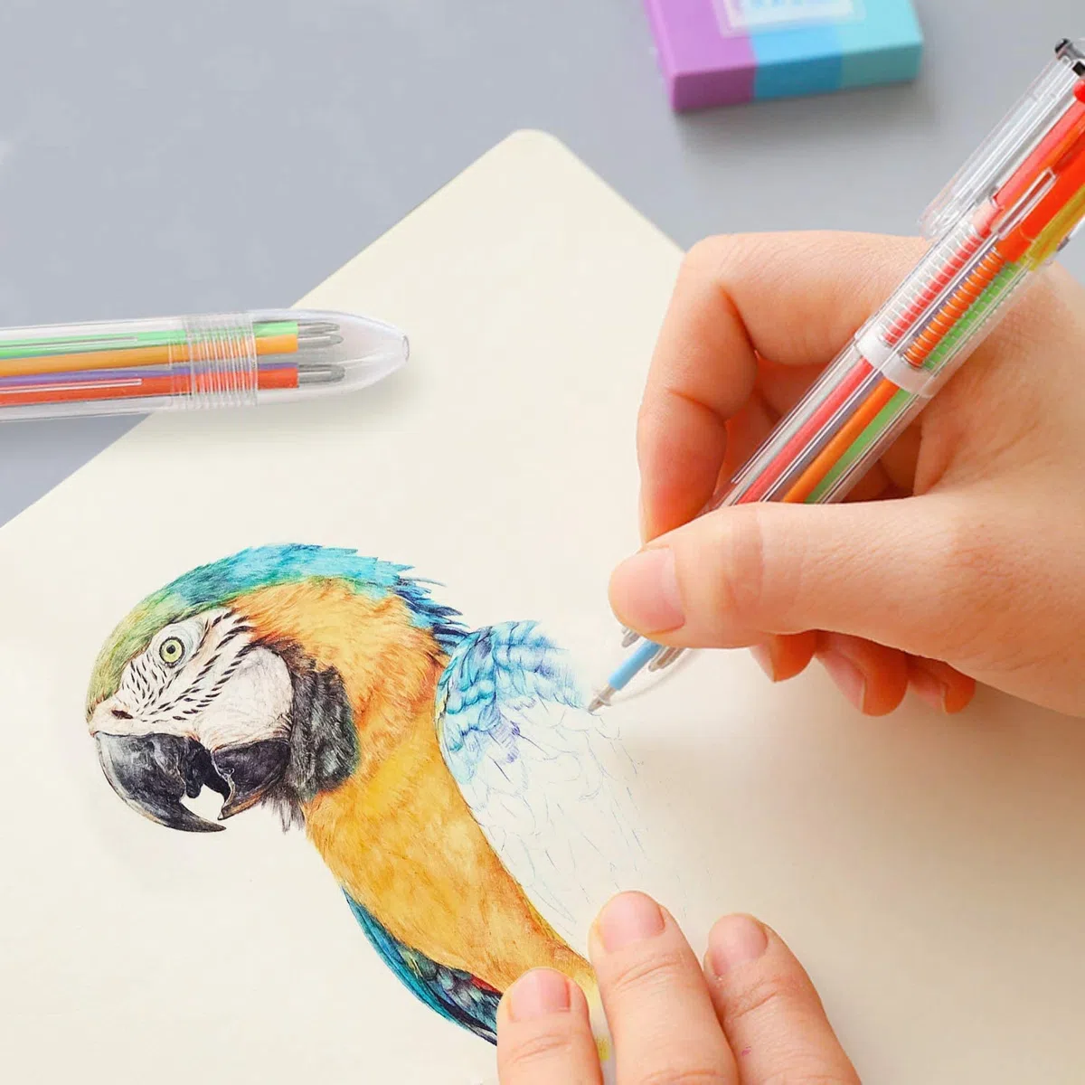 KAHEIGN 30 Piezas Pluma Lanzadera, 6 en 1 Bolígrafo Multicolor 0,5mm Bolígrafo Barril Transparente 14CM Bolígrafos Retráctiles para Escuela de Oficina Estudiantes Niños Regalo