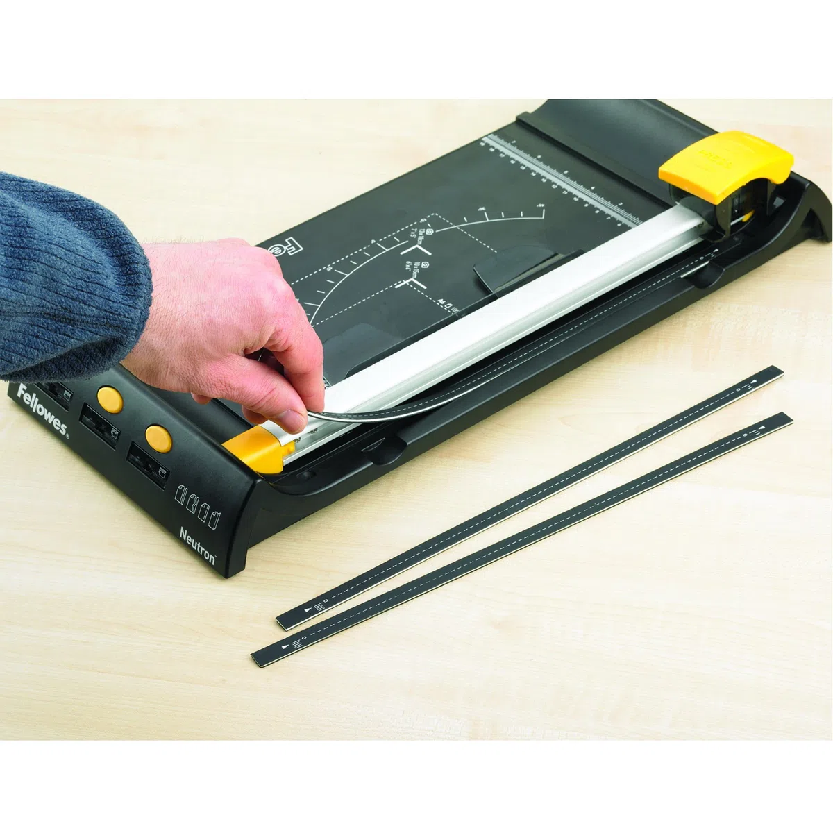Fellowes 5411601 - Tiras de corte de recambio para cizallas de rodillo (3 unidades, A3)