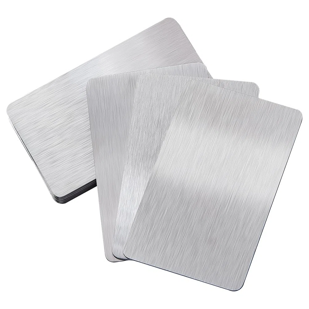 NBEADS 10 tarjetas de visita de metal, tarjetas metálicas grabadas tarjetas de visita de acero inoxidable de 1 mm para tarjetas de regalo para clientes de oficina, 8,6 x 5,4 cm