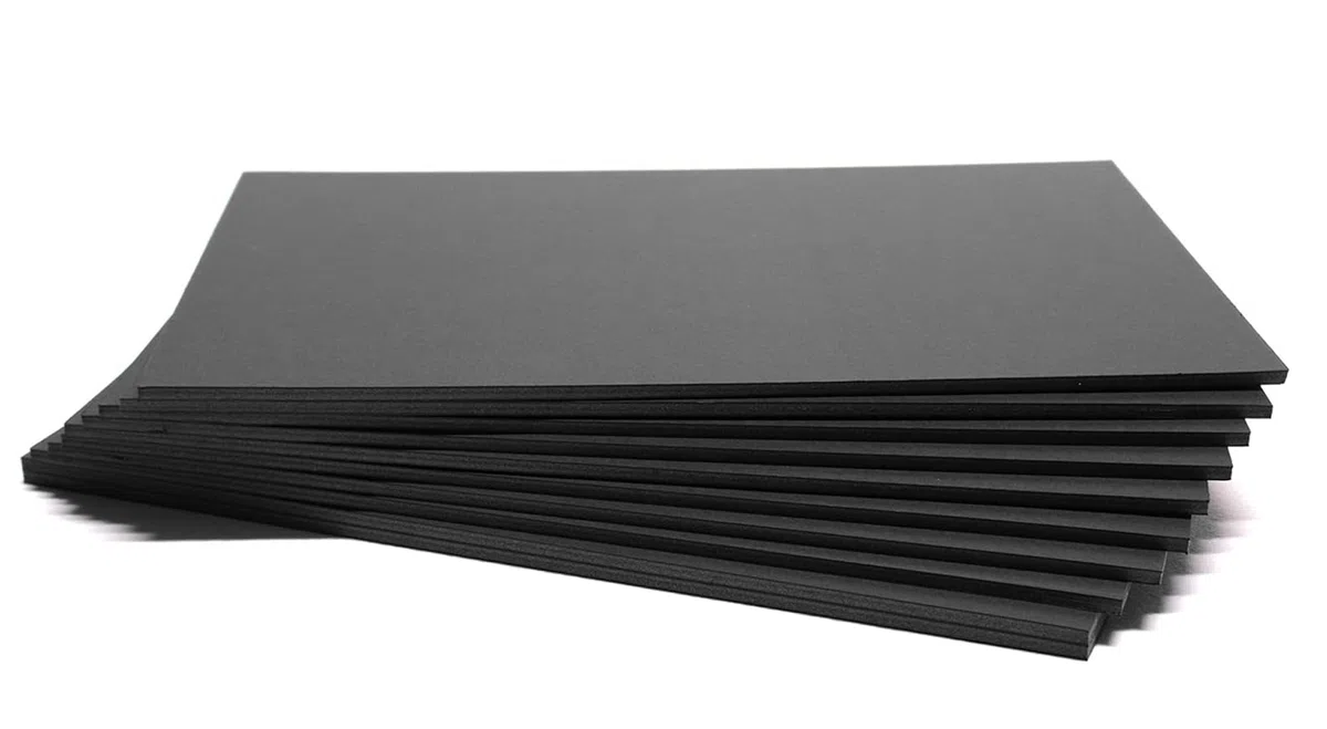 CHELY INTERMARKET Cartón Pluma A4 5 MM Negro Pack 10 Unidades Panel Ligero Para Maquetas Manualidades Rotulación Diseño Escolar Cartelería Exposiciones Proyectos Creativos Presentaciones