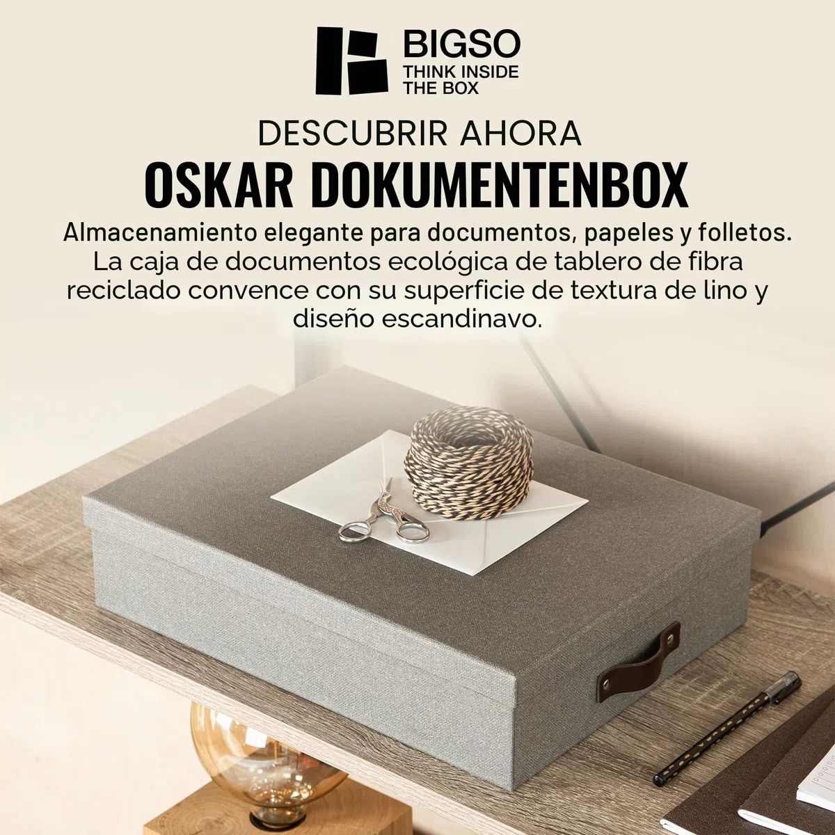Bigso Box of Sweden Caja de almacenaje con tapa para folios A4, folletos, etc. – Organizador de documentos con asa – Organizador de escritorio de tablero de fibras y papel con aspecto de lino – gris
