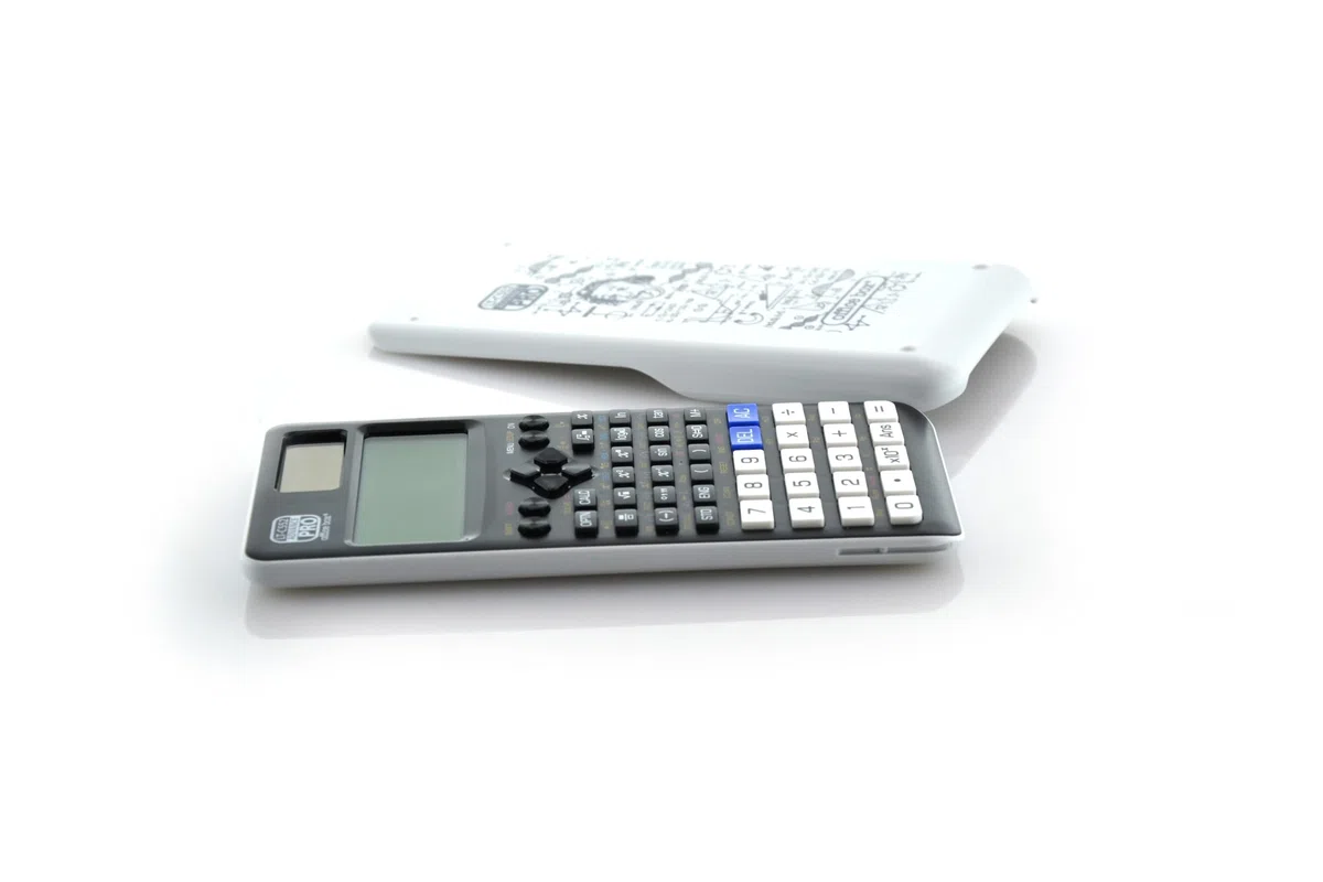 Calculadora científica de 552 Funciones, Doble alimentación por batería Solar y de botón, 4 líneas, Pantalla de 10 + 2 dígitos, con Cubierta Protectora Impresa con Einstein